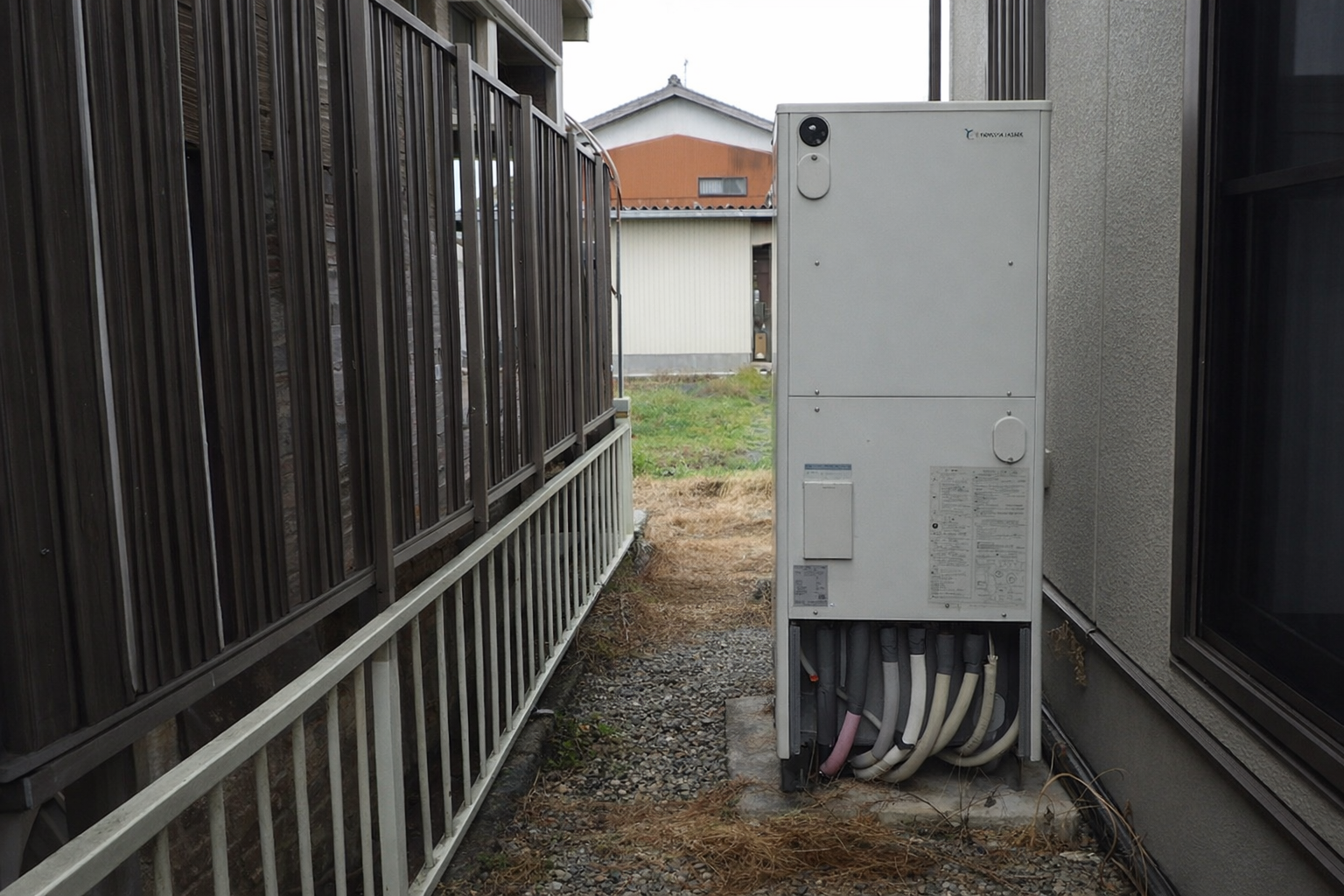 施工前 エコキュート 小牧市